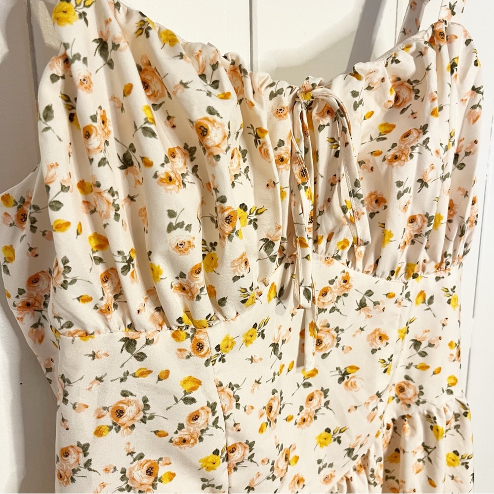 Shein Cream and Yellow and Peach Floral Milk Maid Style Dress. Size Medium. - Picture 3 of 6